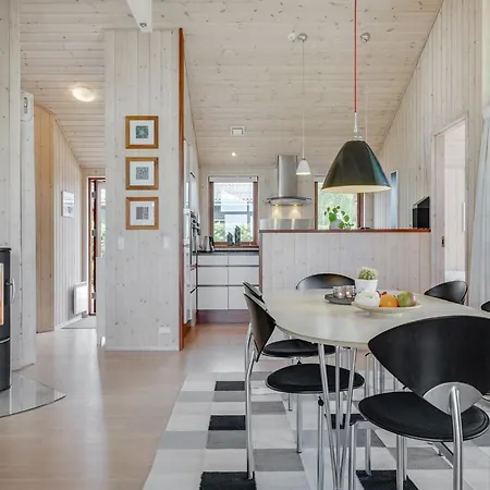 בית נופש Juliana - 400m From The Sea In Se Jutland By Interhome