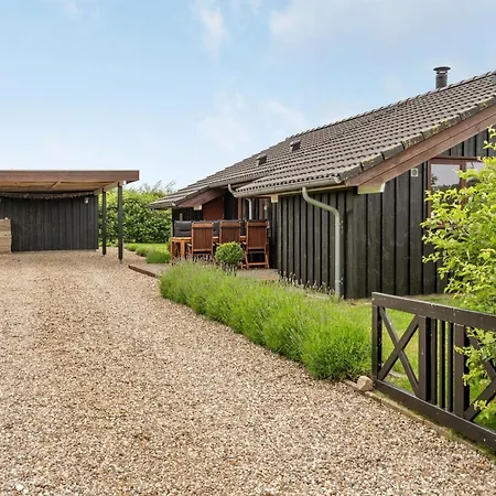 Feriehus Juliana - 400m From The Sea By Interhome *